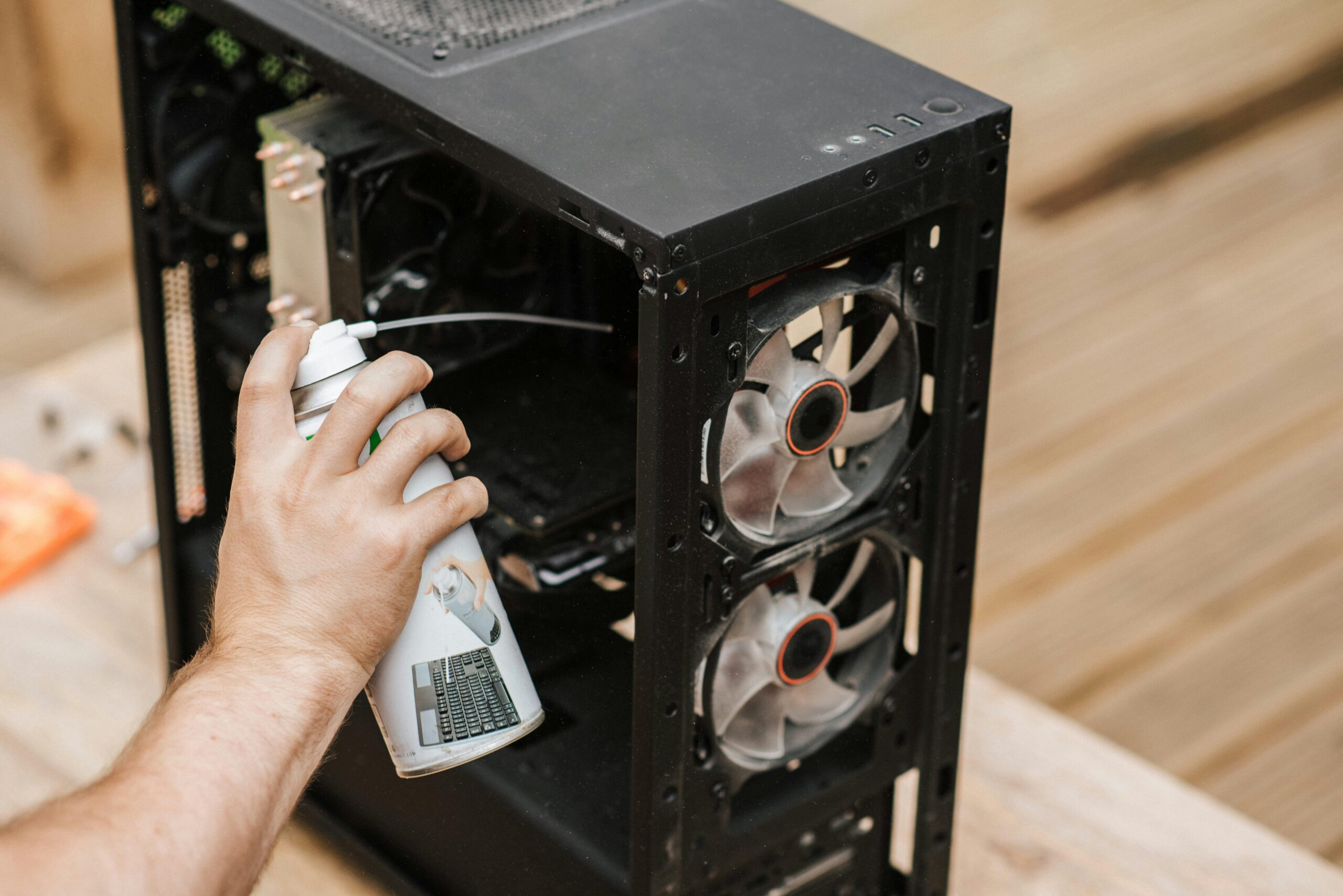 Read more about the article Buy The 10 Best Compressed Air Duster (Tested & Reviewed)